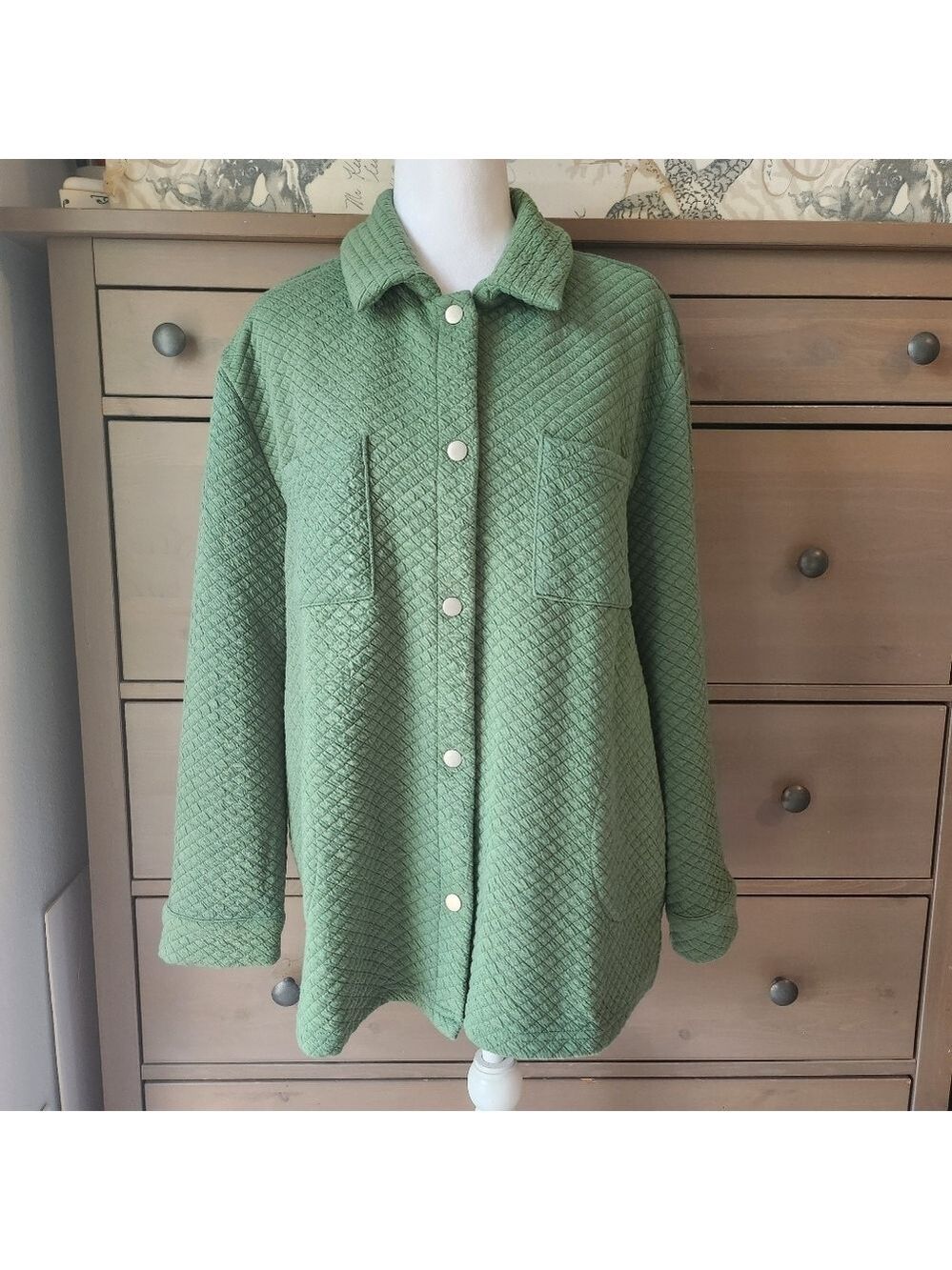 MUK LUKS Green Quilted Shacket with Snap  Closure